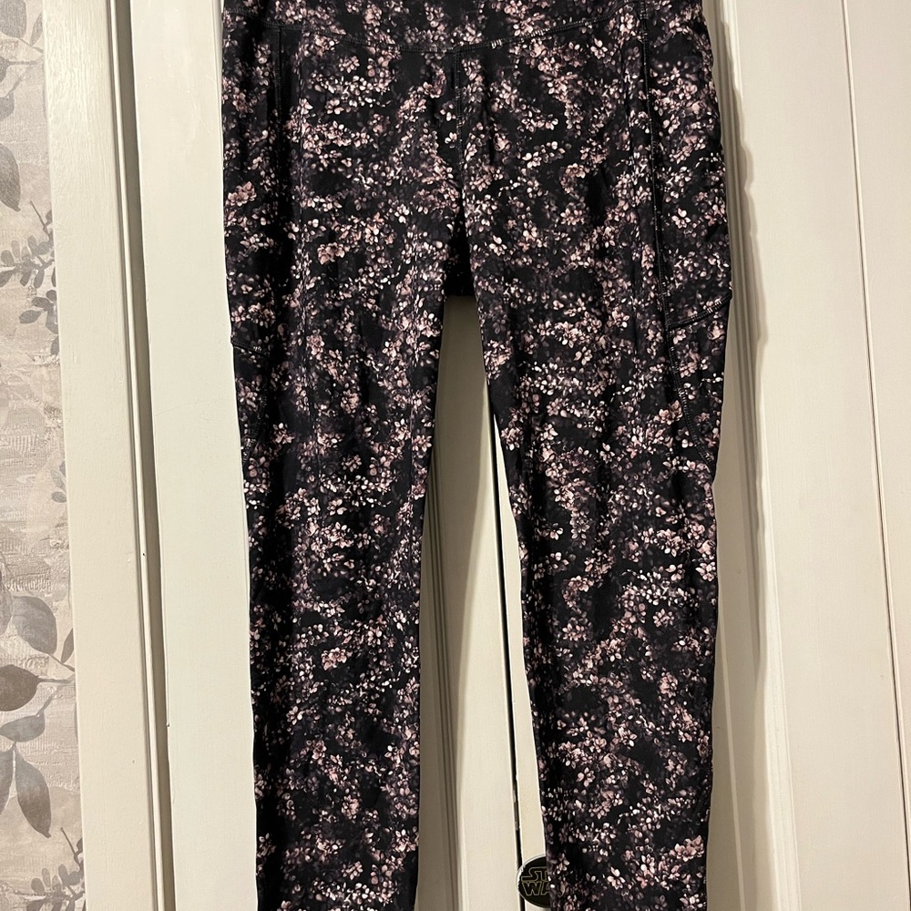 CALIA by Carrie Underwood Black and Pink Leggings